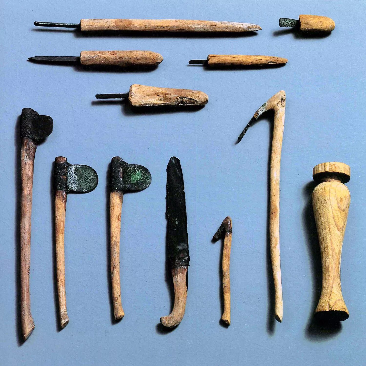 Каменные инструменты. Каменные орудия труда. Инструменты каменного века. Первобытные инструменты