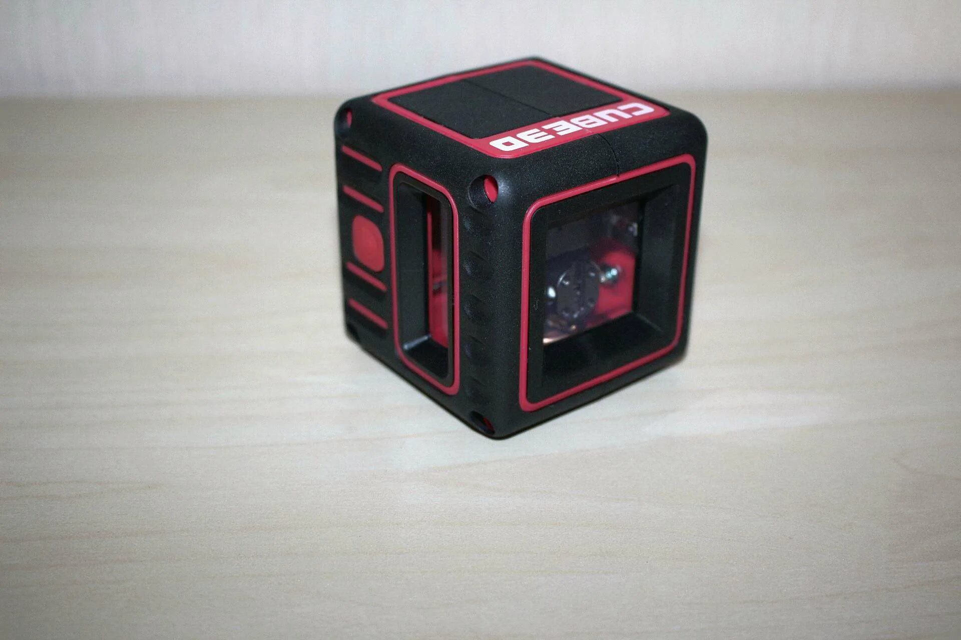 Ada cube mini professional edition. Ada Cube 3d professional Edition а00384. Ada Cube a00384. Ada Cube Mini Green professional Edition а00529. Cube 3d лазерный уровень.