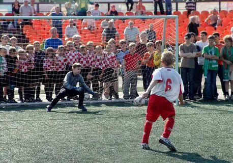 Дорога футбол