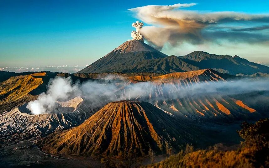 Гора бромо остров ява. Bosinn bromo. Бромо остров ява. Bromo 16. Bosinn bromo.