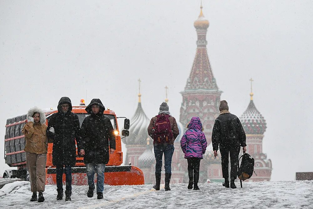 Будет ли в москве ветер. Москва зимой. Снег в Москве. Зимний Мороз. Зима в России.