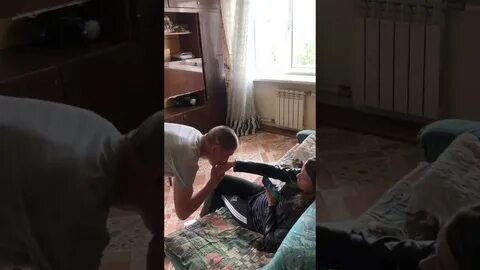 20 девушек против паши