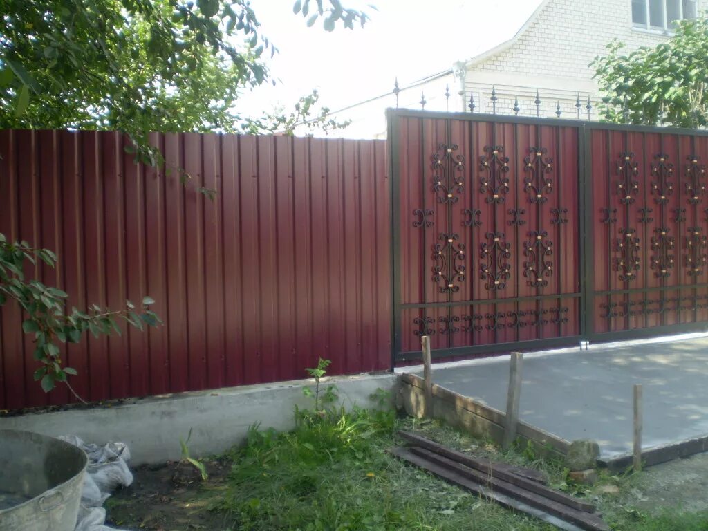 Zabory Vorota, fences and barriers, selo Dzerzhinskoye, Novaya ulitsa, 8В - Yand