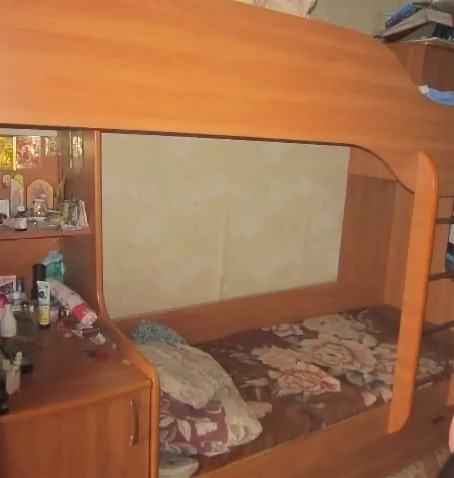 Отдам двухъярусную. Отдам двухъярусную