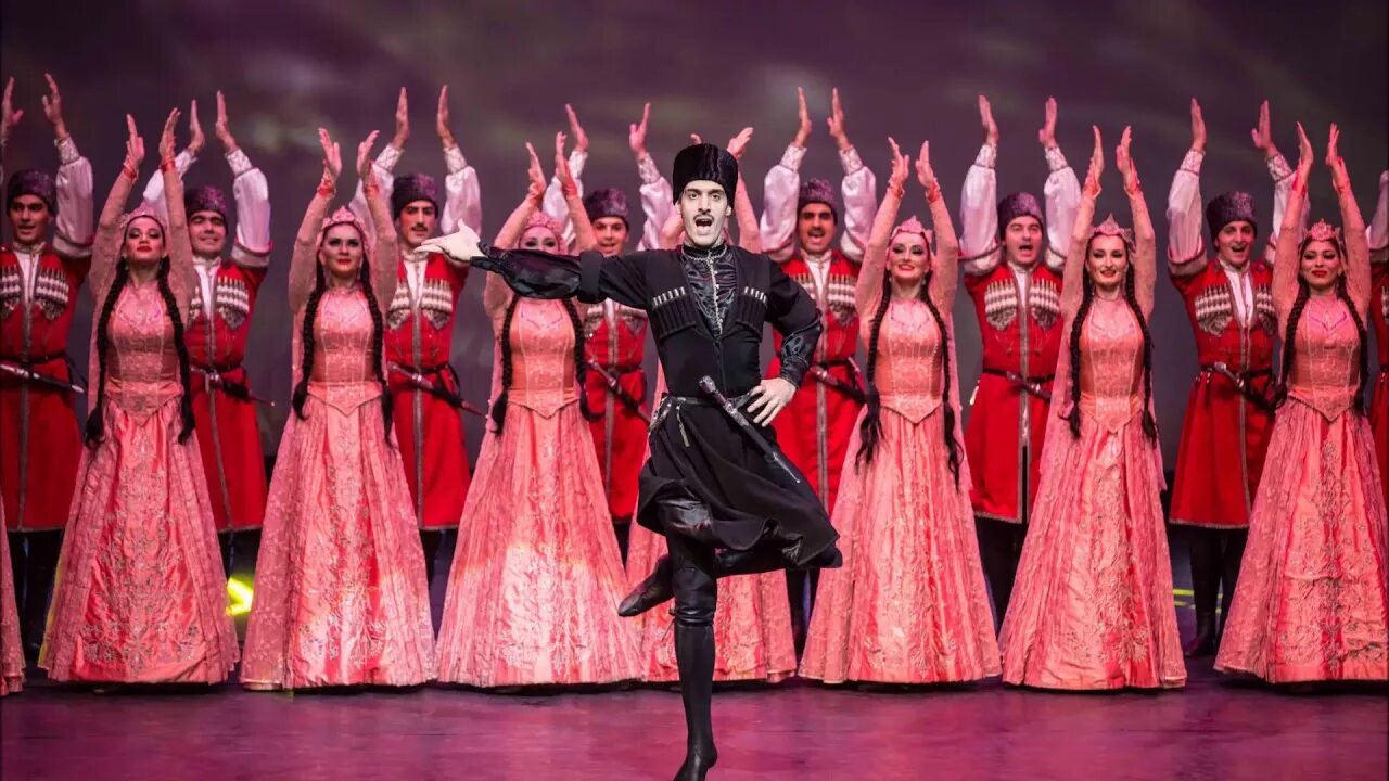 Азербайджанский национальный танец. Национальные танцы Азербайджана. Азербайджанский ансамбль танца. Азербайджанский народный танец. Танцы азербайджана