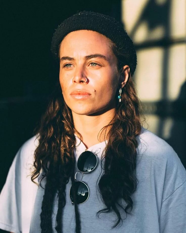 Tash. Tash sultana. Tash sultana фото. Продюсер tash sultana. Tash sultana.