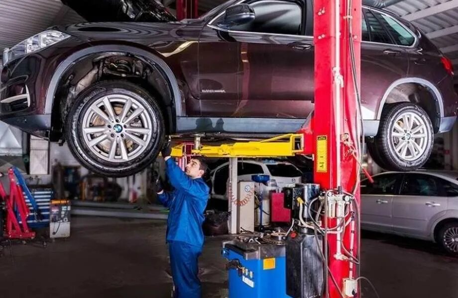 Автосервис положение. Автосервис. автосервис фото. автомастерская сотрудник. автомастерская бизнес.