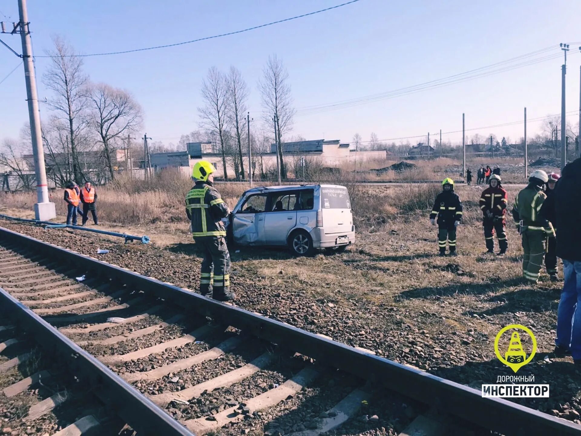 Поезд сбил машину в Туксе. Поезд сбил школьника осень.