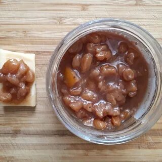 Грушевый соус чатни.