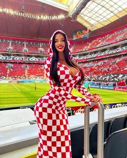 Ивана Кнолл.