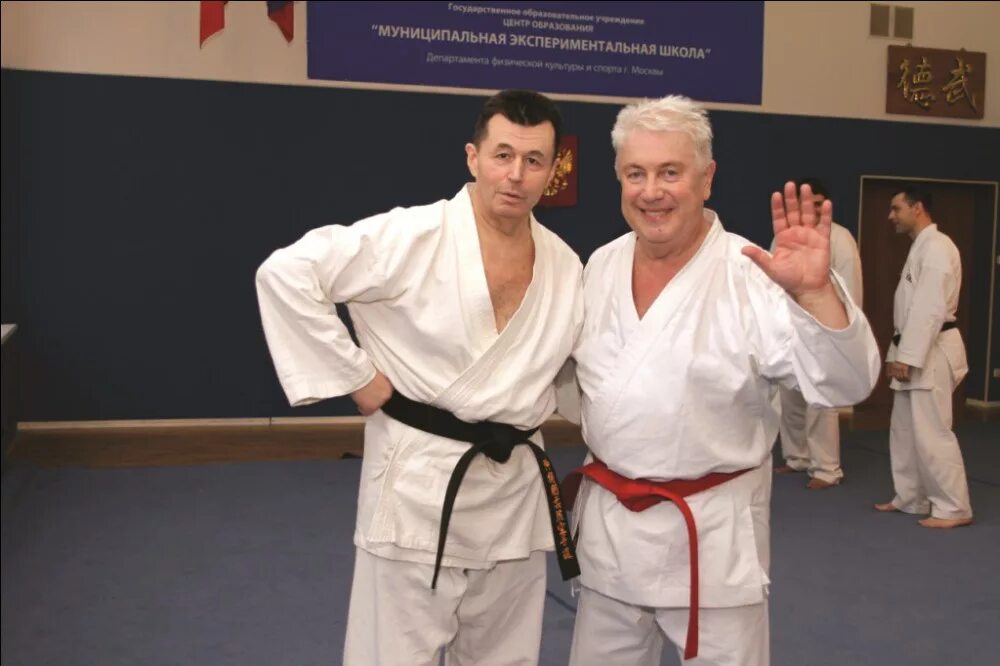 Соно видное. 1 пинан киокушинкай каратэ. Сато сан каратэ. Пинан соно ити стойки. Алексей штурмин каратэ.