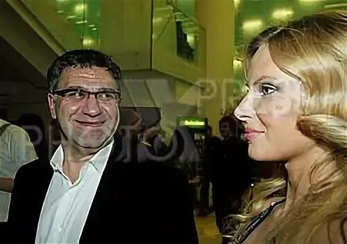 Жена акопова. Жена акопова. Акопов шнейдерова. Жена акопова. Жена акопова.