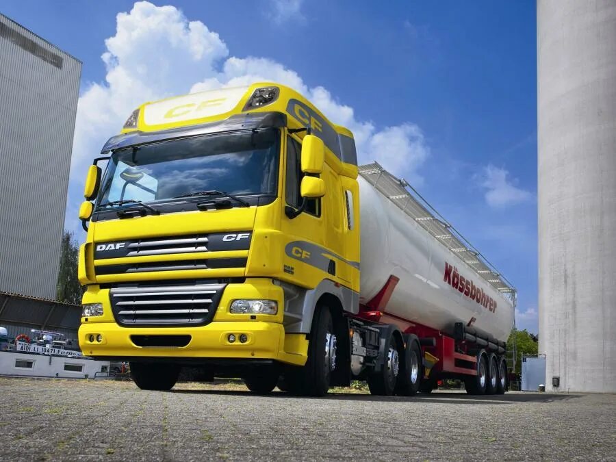 Daf cf. Daf cf85. даф сф тягач. даф 85 xf. даф 85 cf.