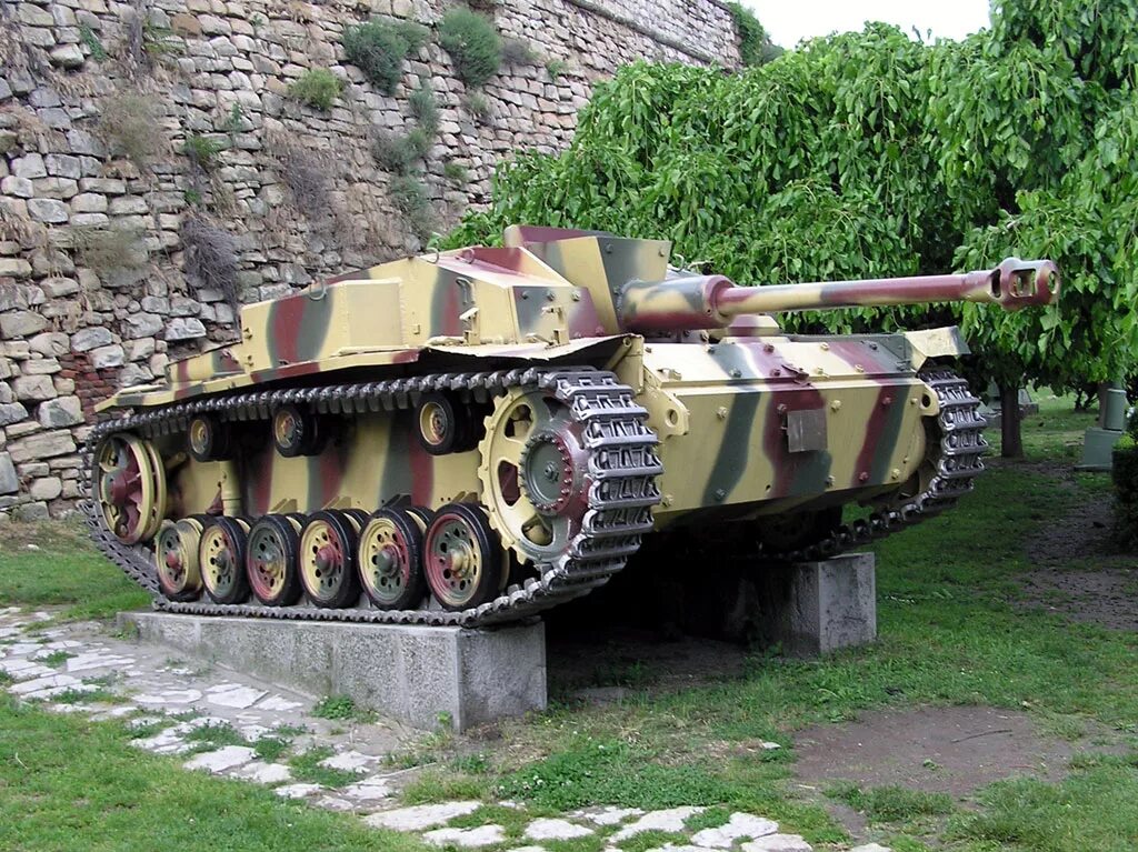 Немецкий танк времен второй мировой. Самоходные орудия stug iii. танк штуг 3. самоходка штуг. танки германии stug.