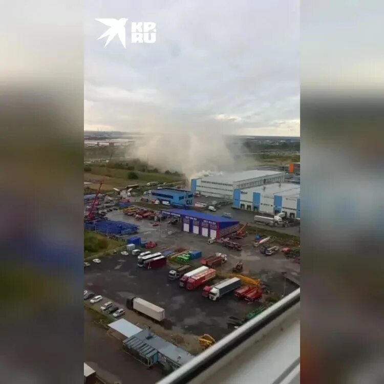 Пожар на складе шушары. Сгорел склад шушары санкт-петербург. Пожар в складе в шушарах 20. Сгорел склад шушары санкт-петербург. Русич шушары склад пожар.
