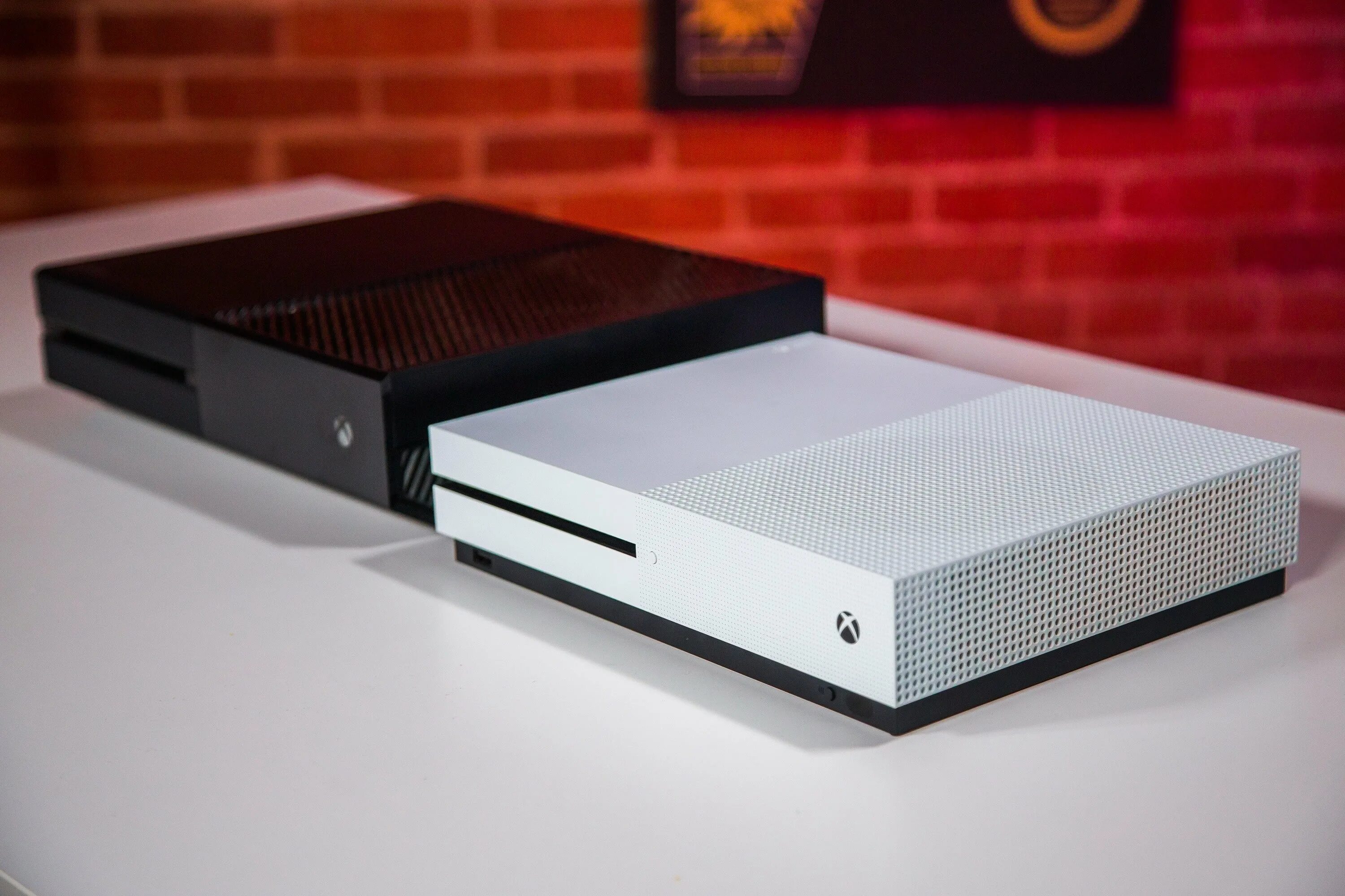 V one s. Xbox one s. Xbox one s 1681. Xbox one fat one s one x. Xbox one fat vs Xbox one s.