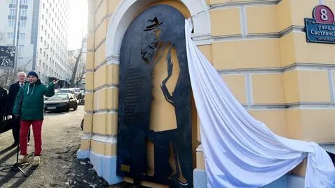 Памятник штирлицу
