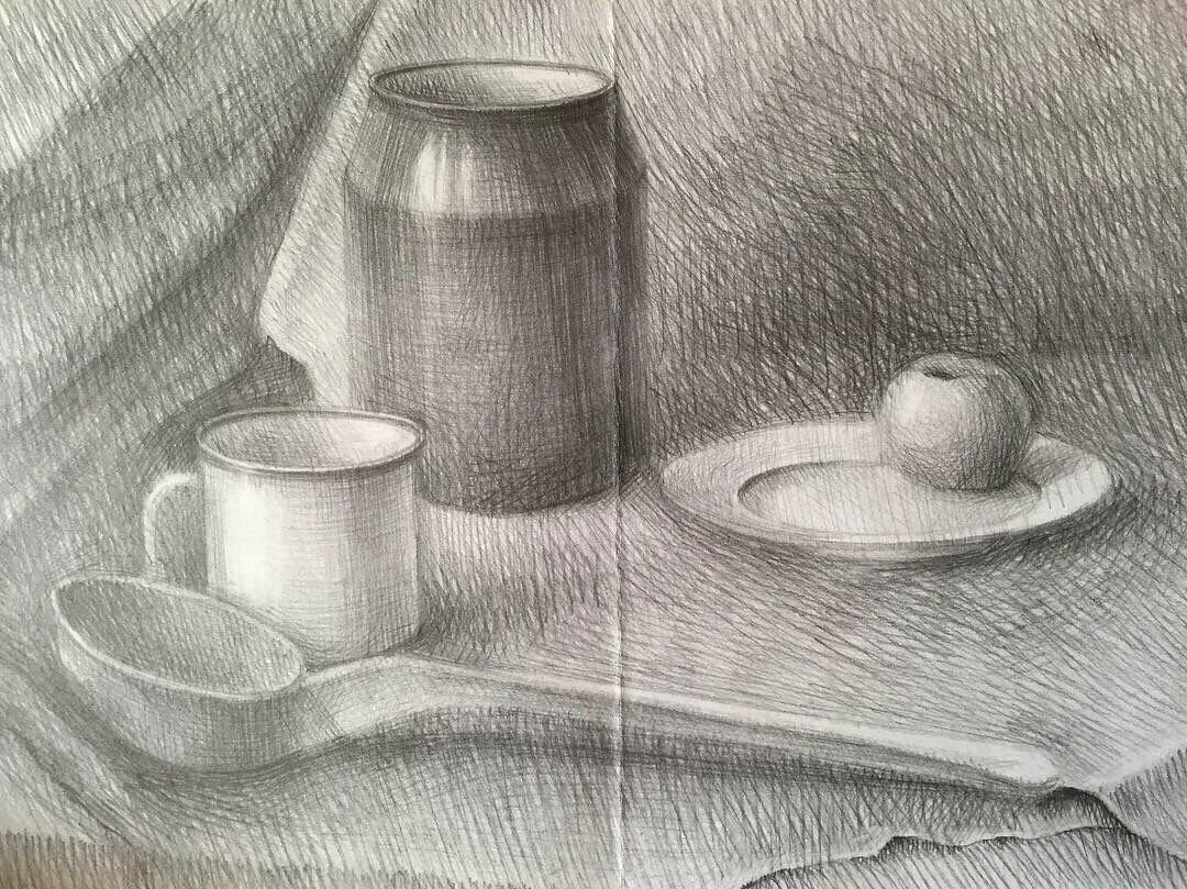 Натюрморт рисунок. Натюрморт контражур акварель дхш. Рисование простого натюрморта. Средний балл оценок. Натюрморт из геометрических фигур.