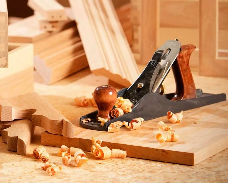 рабочие профессии. профессия столяр плотник. столярная мастерская владимира кубышина. столяр благовещенск. мастер столярного и мебельного производства.