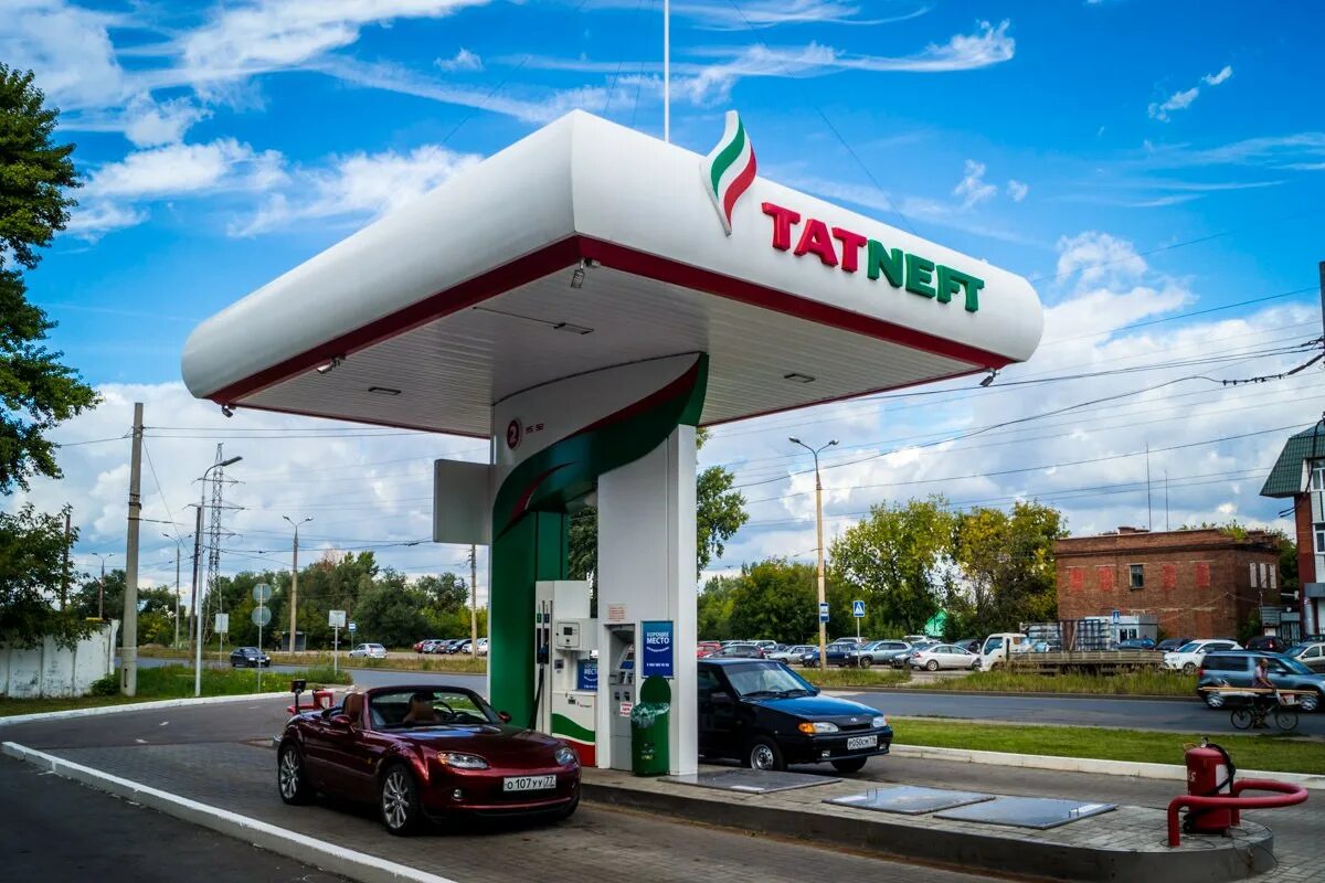 Азс 329 татнефть альметьевск. Заправочная станция татнефть. Автозаправка татнефть. Заправочная станция татнефть. Азс 32 татнефть.