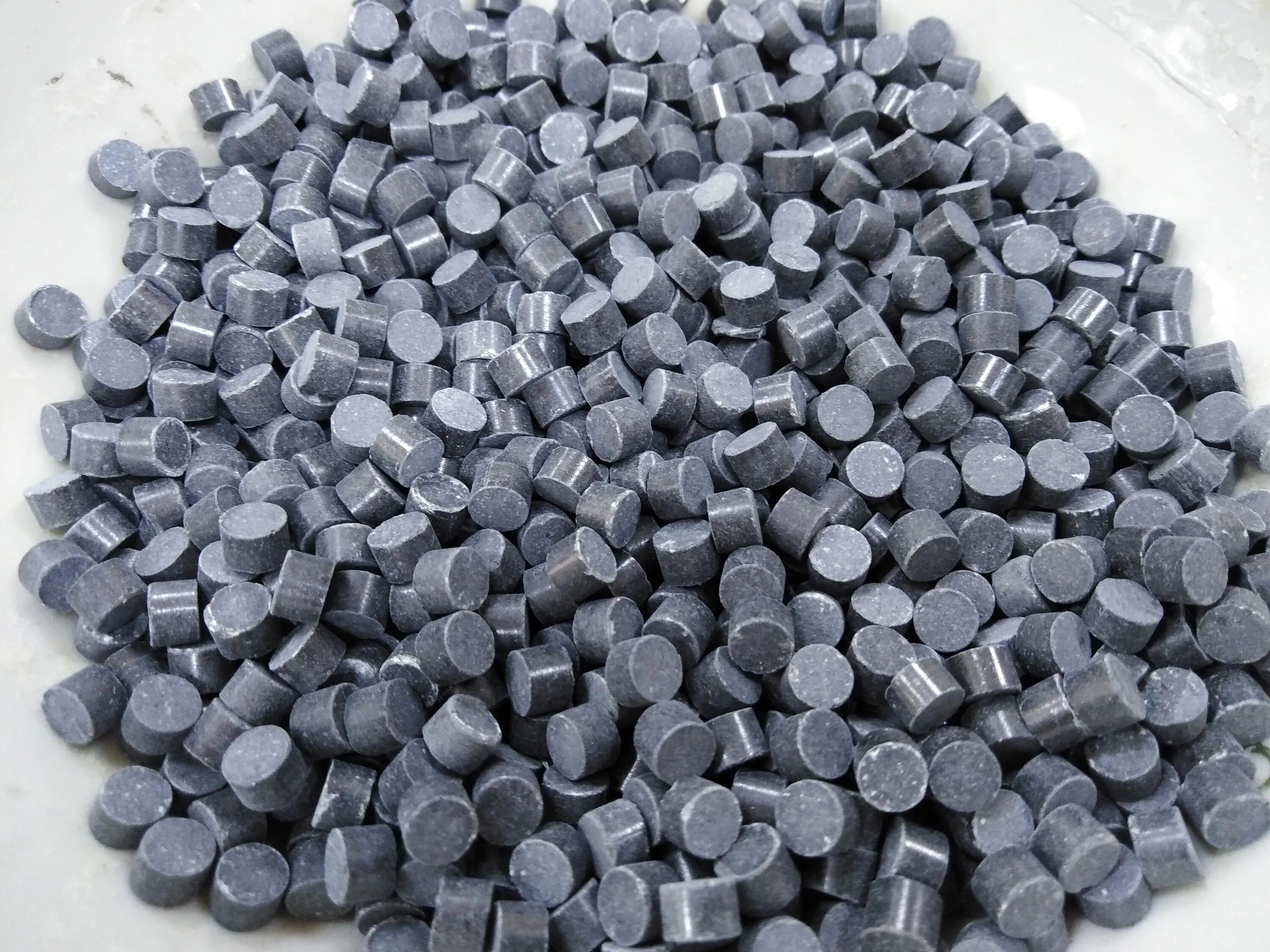 Слиток никеля. Никель в игре. Никель н-0 катод. Никелевый. Брикеты никеля.