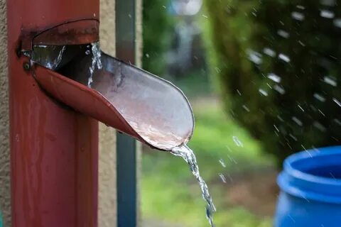 Повисли первые дождевые