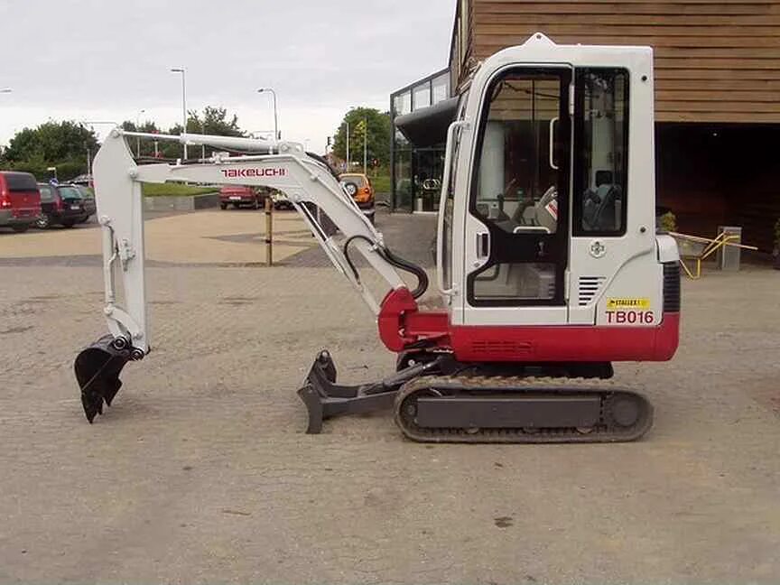 Takeuchi tb016. Takeuchi TB 30. Распределитель мини экскаватора Такеучи ТВ 016. Палец стрелы мини экскаватора Такеучи ТВ 016. Экскаваторы сочи