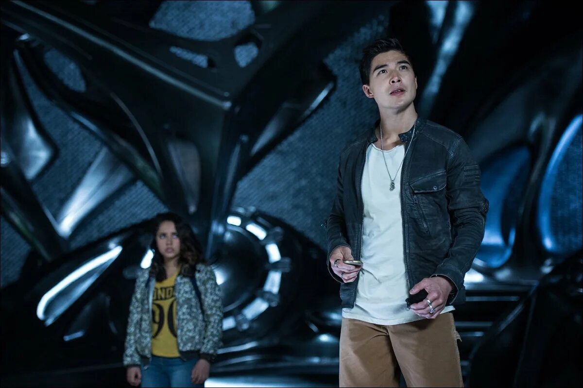 Новые рейнджеры 2025. Луди линь power rangers. могучие рейнджеры 2017. могучие рейнджеры 2017. джейсон и кимберли.