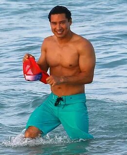 Mario lopez buldge