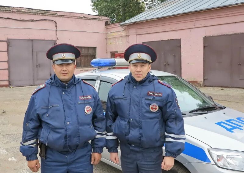 Дпс йошкар ола. Инспектора гибдд йошкар-ола. Гаи г. Командир батальона гибдд города йошкар ола. Йошкар ола гибдд сотрудники.