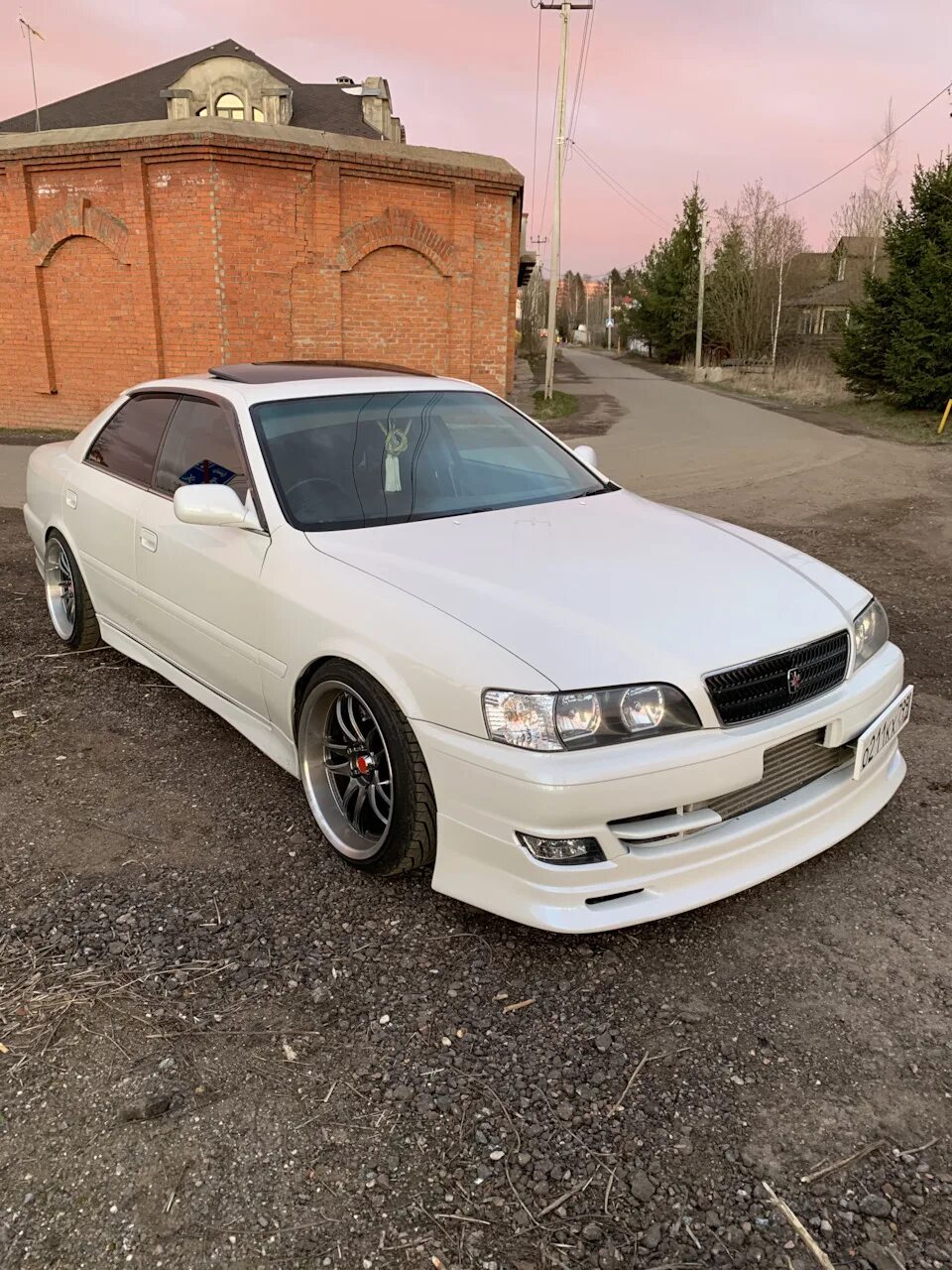 Продажа тойота чайзер. Тойота Чайзер 100 белый. Toyota Chaser jzx100 белый. Toyota Chaser Toyota Chaser. Toyota Chaser белый.