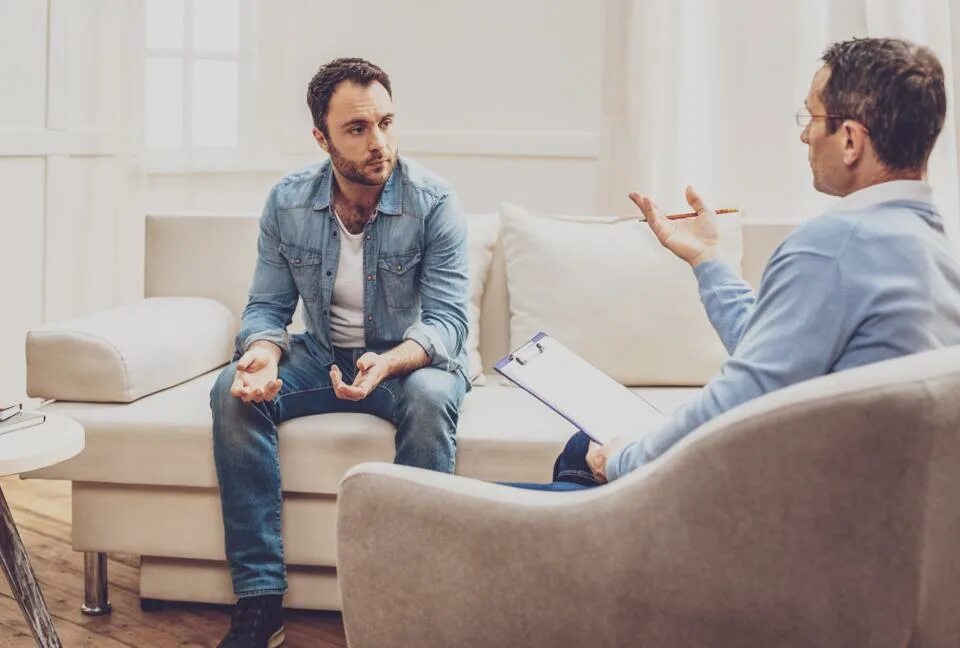 Психолог мужчина. Если парень психолог. Псизолог парень молодой. Бизнесмен. Если парень психолог.