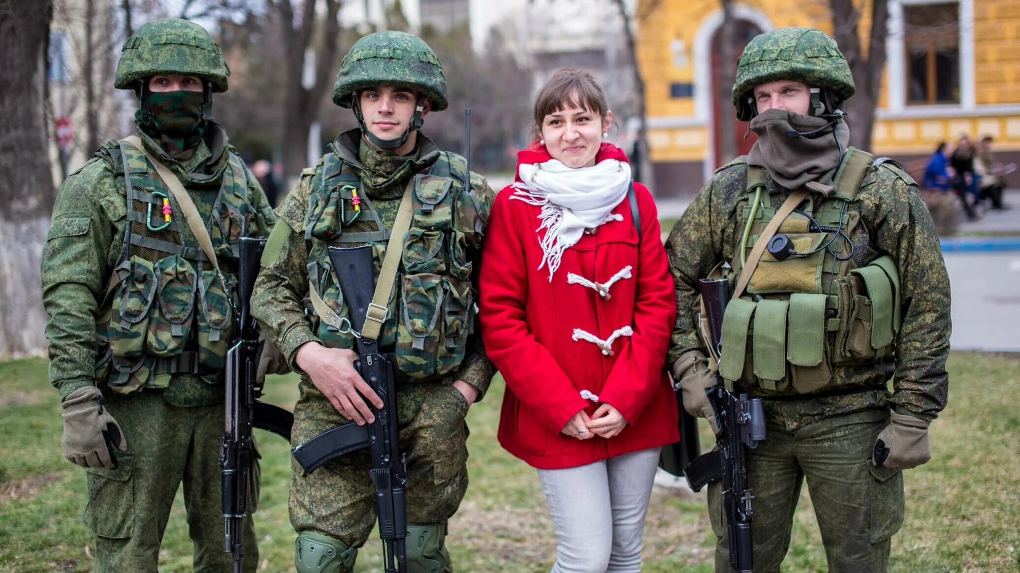 Вежливый канал. Вежливые люди в Крыму 2014. Вежливые люди в Симферополе 2014. Вежливые люди Бельбек. Вежливые люди в Крыму.