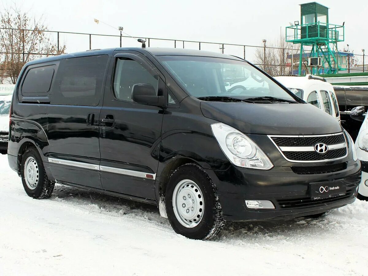 Купить н 1 б у. Hyundai Grand Starex 2008. Hyundai Starex h1. Hyundai Grand Starex h1 черный. Хендай Гранд Старекс 2008.