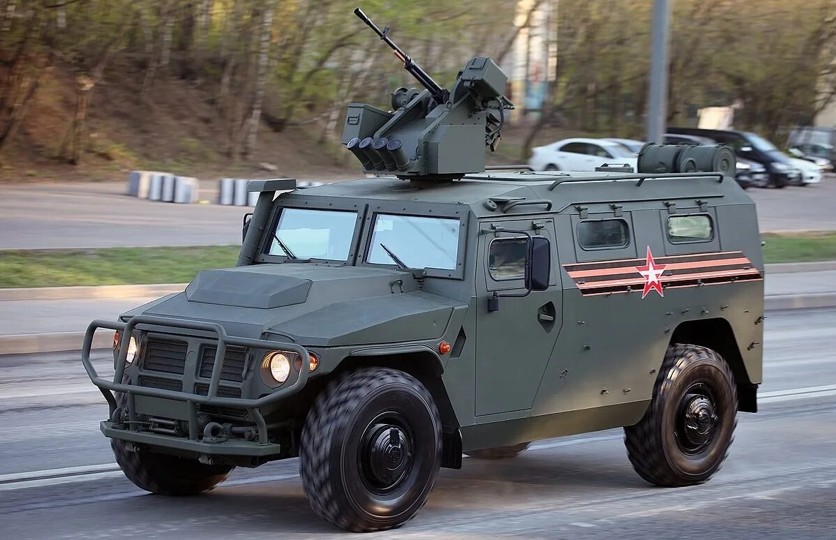 нагината кобудо. боец ркка с винтовкой мосина. как назывался боевой.