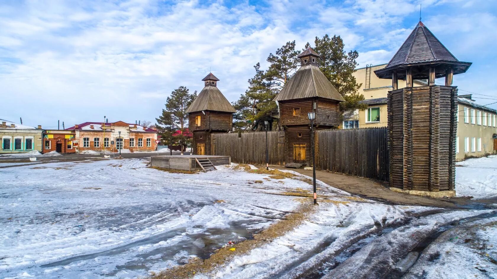 Омск мкр татарская крепость. Тара. Омск тарская. Тарская улица омск омск. Омск тарская.