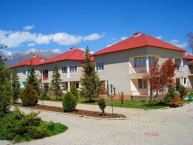 Пансионат иссык. Ак данис иссык куль. пансионат ак данис. пансионат ак данис иссык. пансионат фонтан иссык-куль.