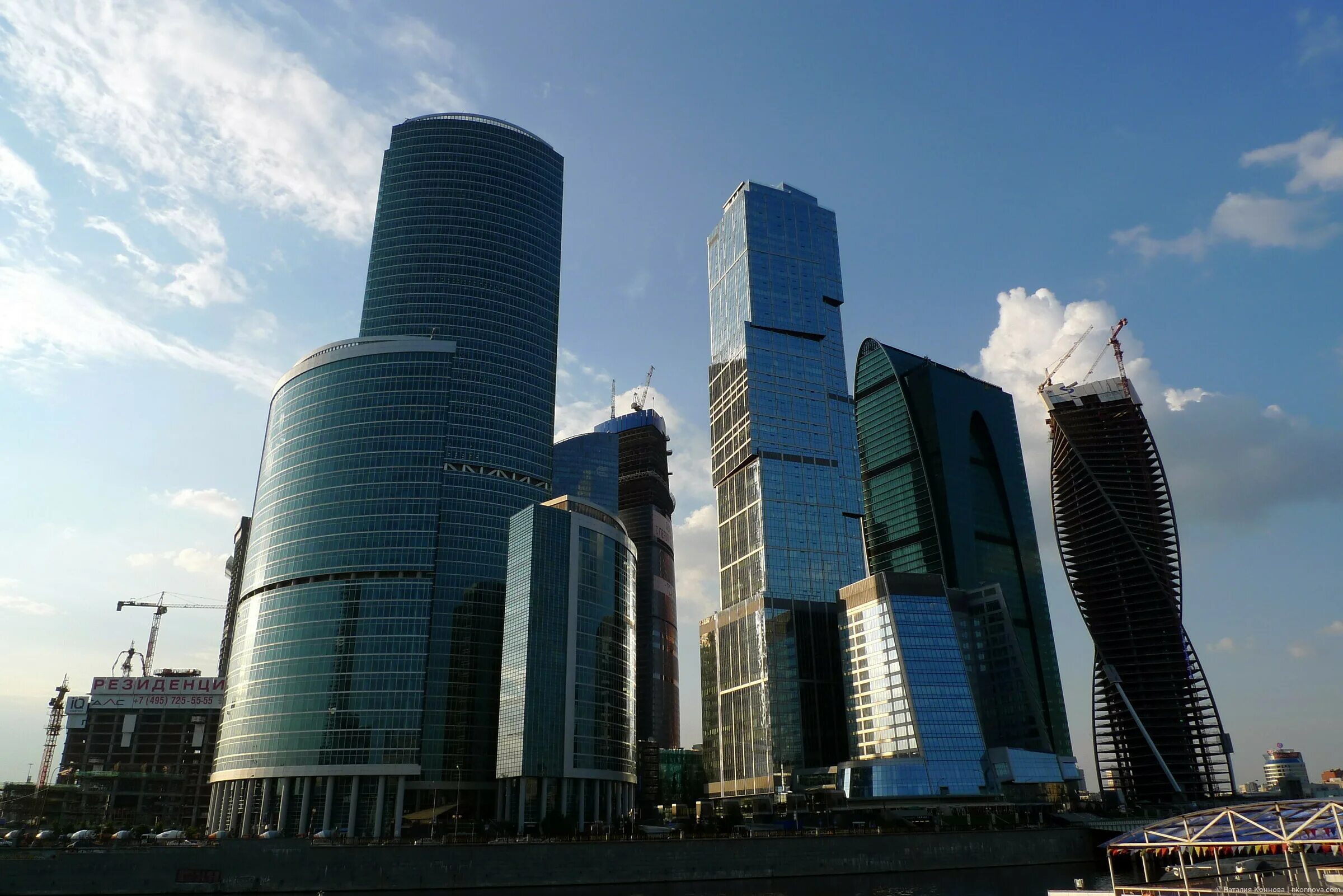 Кв м сити. Сити парк Москва. Москва Сити парк Победы. Москва ситино парк. Парк Победы вид на Москва Сити.