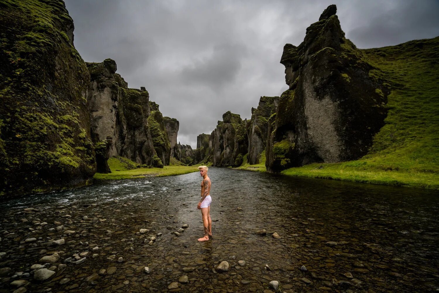 Show me photos. Исландия джастин бибер. исландия женщины голые. фотосессия в исландии ню. кадры i&#039;ll show you.