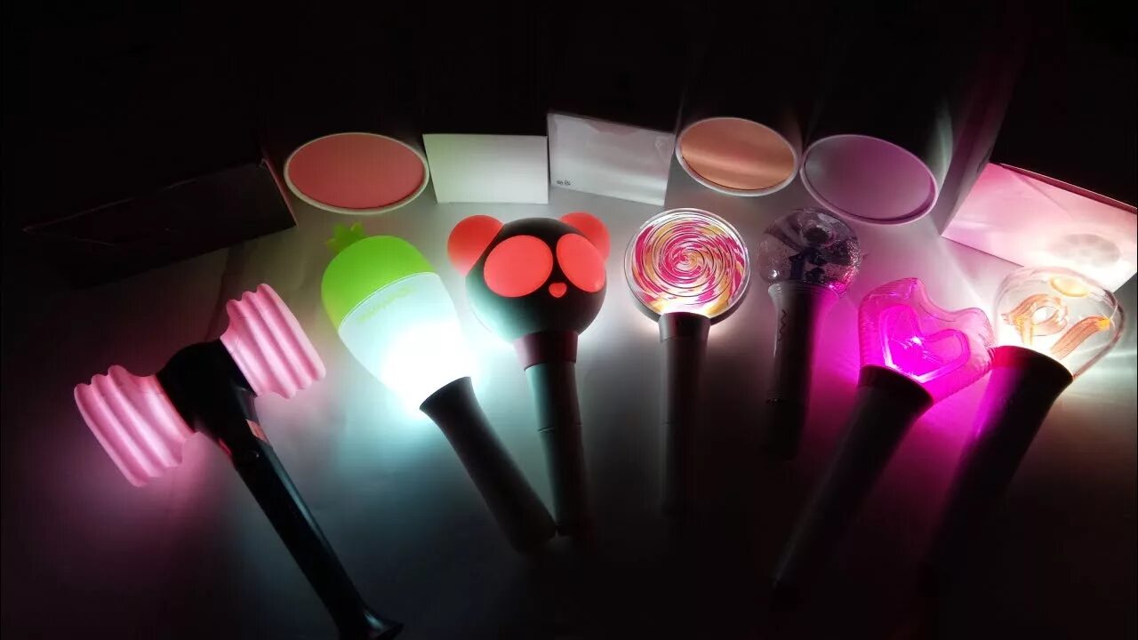 Ss501 лайстик. Лайтстик kpop. Лайстики кпоп групп. Лайтстик бтс. Лайстики кпоп групп.