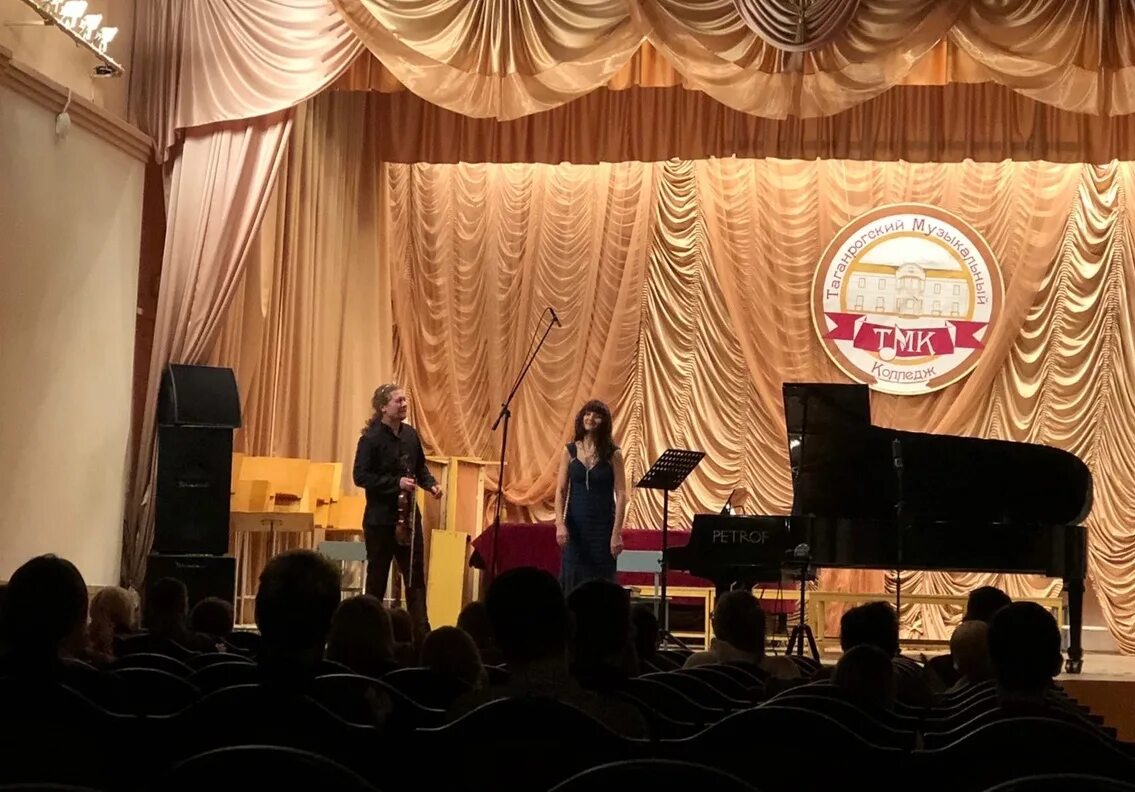 музыкальный колледж. училища история. таганрогский музыкальный колледж левковский. таганрогский духовой оркестр фото. музыкальный колледж таганрог.