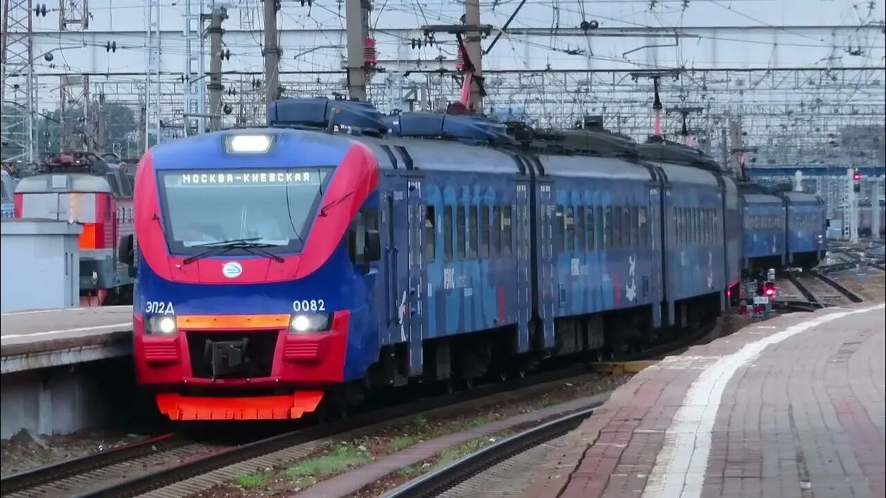 Европейские электрички. Электричка серпухов. Эп2д мцд. Станция серпухов исток станция серпухов. Эп2д цппк.
