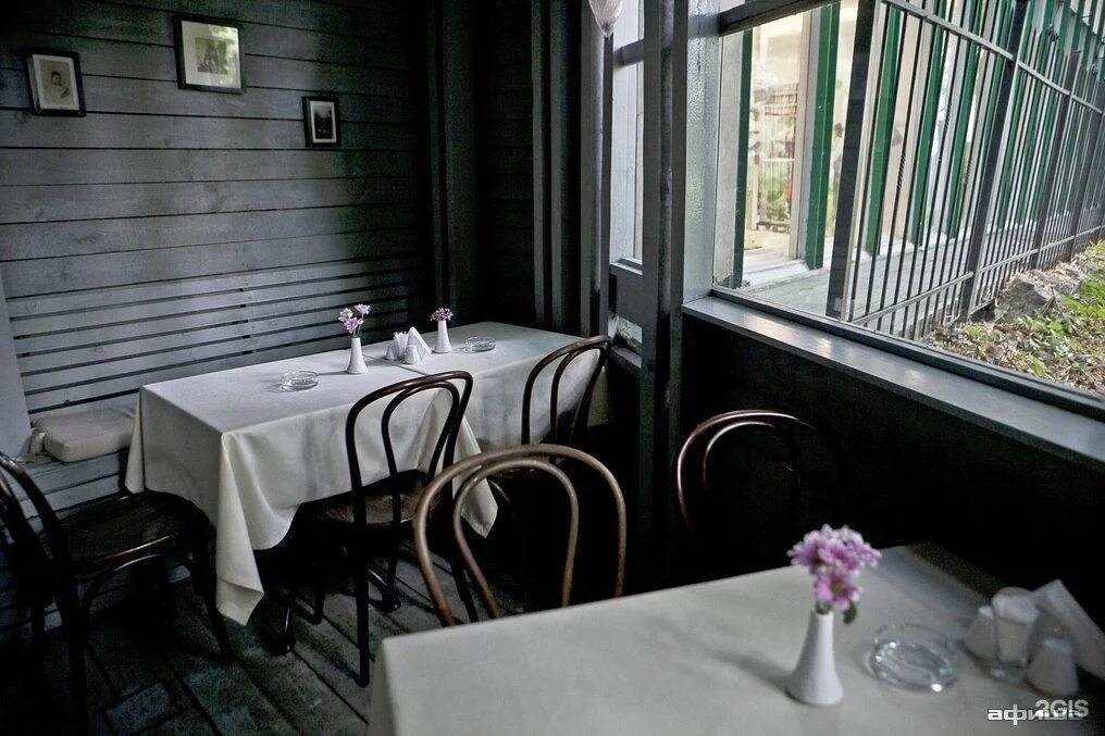 Ресторан мадам галифе в аптекарском огороде. Мадам галифе кафе. Галифе ресторан. Ресторан мадам галифе в аптекарском огороде. Галифе ресторан.