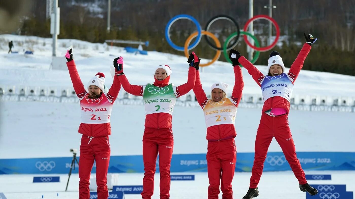 Лыжные гонки чемпионат россии 2024 эстафета женщины. Женская сборная России по лыжным гонкам. Сборная России по лыжным гонкам на Олимпиаду 2022.