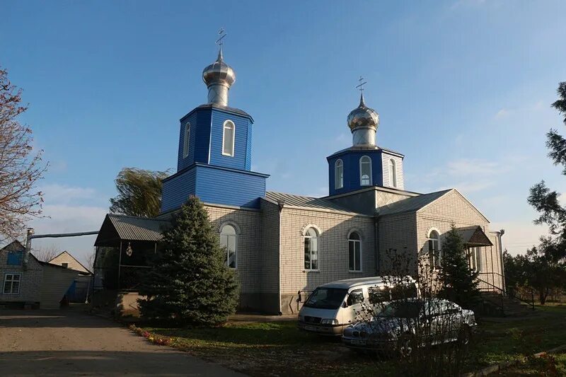 Погода в подгорной ставропольский край. Станица Подгорная Ставропольский край. Подгорная Георгиевский район. Станица Подгорная Георгиевский район Ставропольский край. Покровская Церковь станица Бжедуховская.