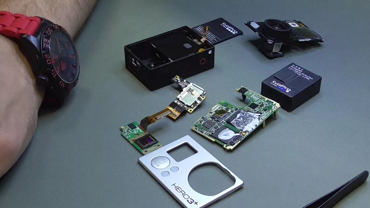 Как разобрать hero 2. Плата gopro 3. gopro hero 10 inside. gopro hero 10 repair. разобрать камеру gopro.