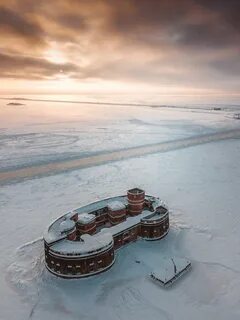 Остров императора