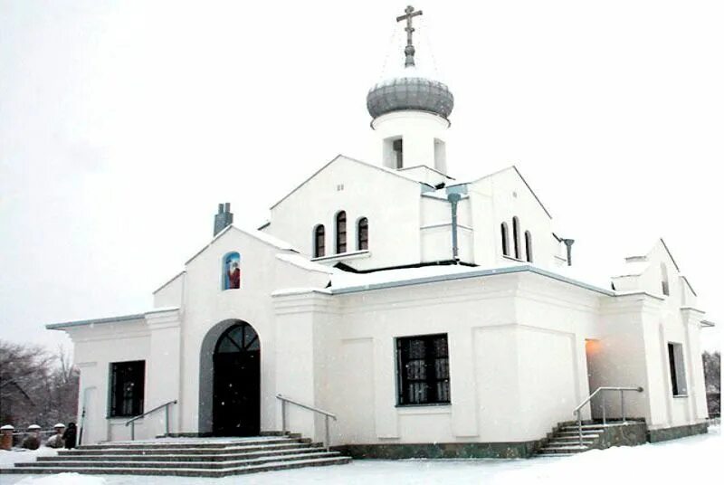 Памятник марии корецкой в новотроицке. Храм апостола андрея первозванного новотроицк хабарное. Хабарное новотроицк. Село пригорное. Село хабарное оренбургская область.