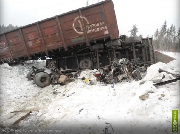 Подслушано горнозаводск пермский край в вконтакте теме. Пермский край Горнозаводск ДТП. Авария в Горнозаводском районе. ДТП на автодороге Горнозаводск Качканар.