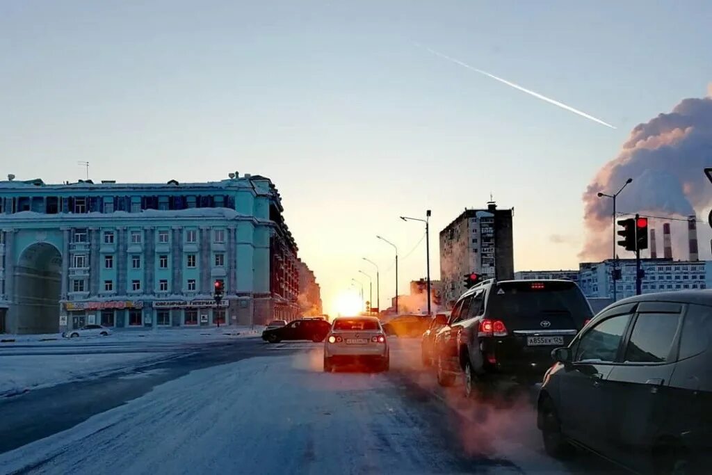 Утро в норильске. Норильск зима. Доброе утро норильск. Северные города россии норильск. Утренний норильск.